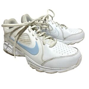Nike Walking Shoes View III 7.5